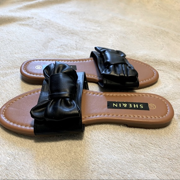 *2/$15* NWOT Bow Slides - Picture 3 of 4